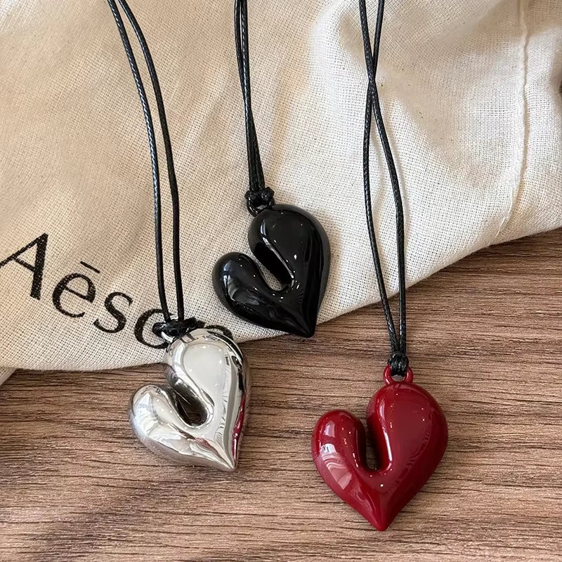 Crimson Love Vintage Heart Necklace – Romance with a Retro Soul